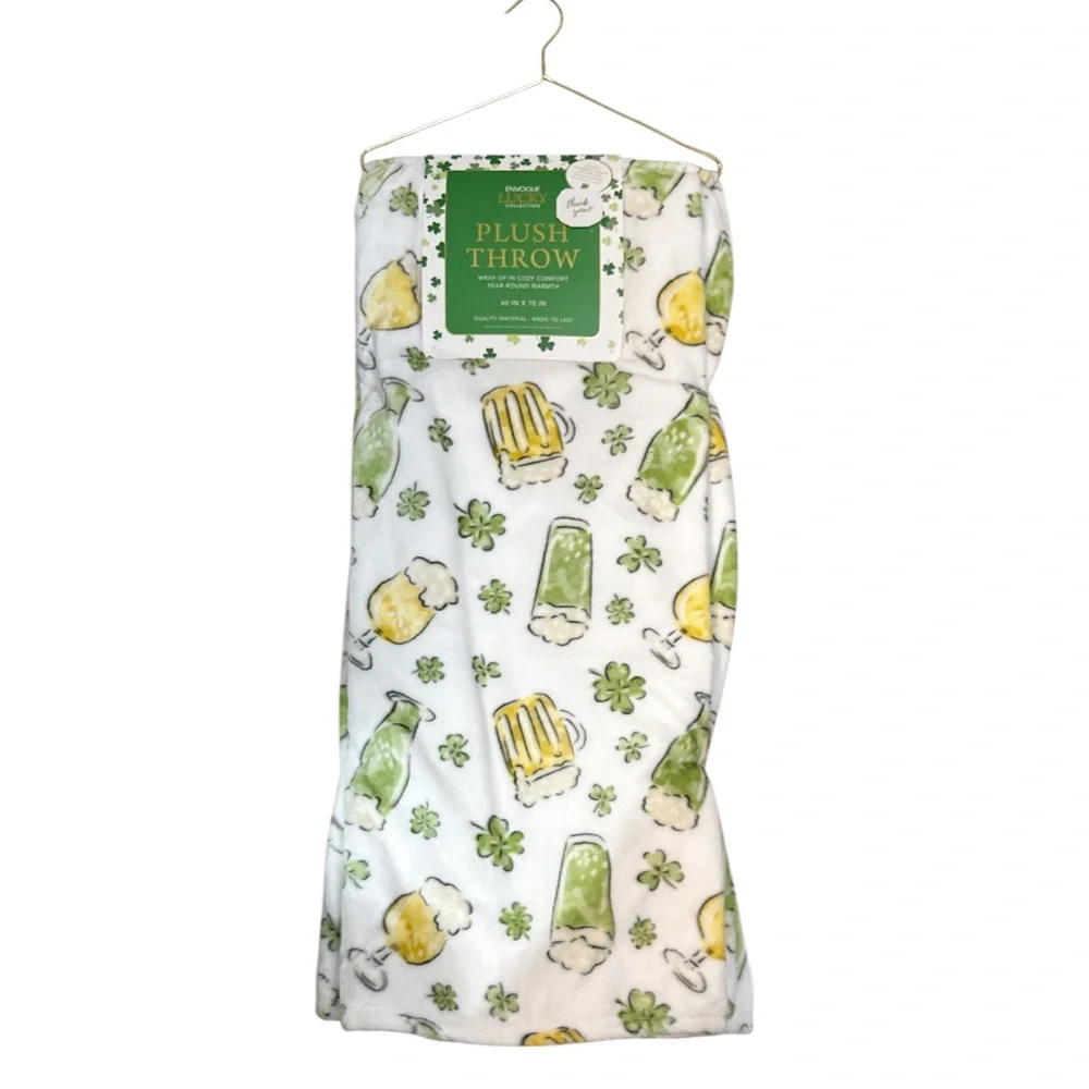 NEW Envogue LUCKY COLLECTION ST. PATRICK’S DAY Throw